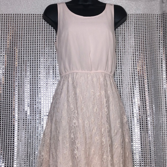 Size Small Cream Lace High Low Dress - Picture 8 of 8